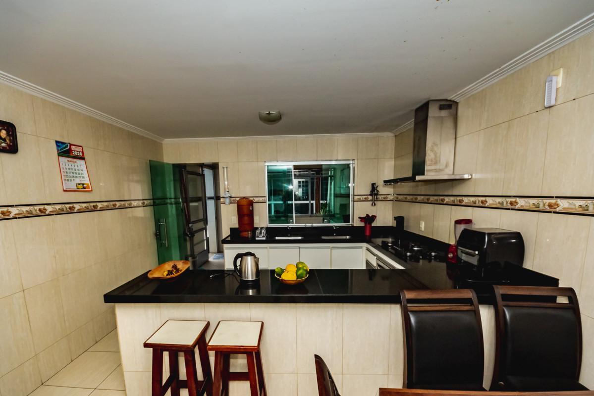 Casa, São Bernardo, 4 Quartos, 3 Vagas, 2 Suítes