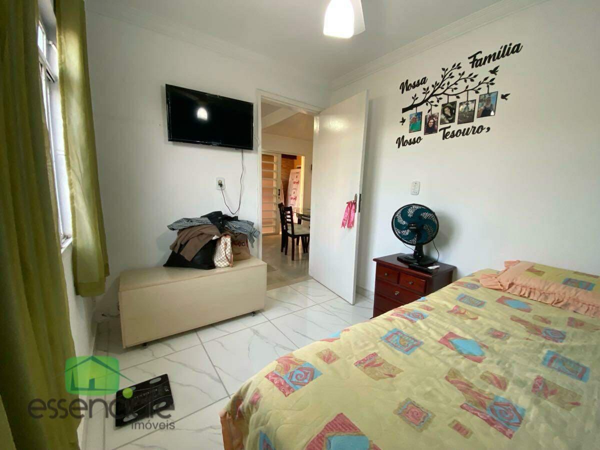 Casa, Conjunto Água Branca, 4 Quartos, 3 Vagas, 1 Suíte