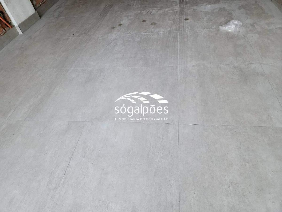 Loja, Santa Efigênia, 8 Vagas