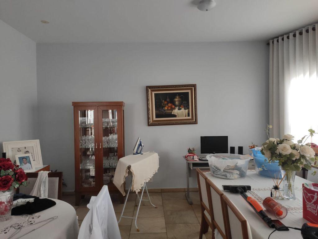 Casa, Rezende, 3 Quartos, 20 Vagas, 1 Suíte