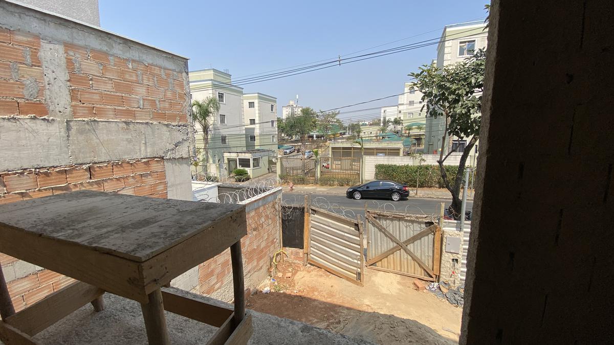 Casa, Cabral, 3 Quartos, 2 Vagas, 1 Suíte