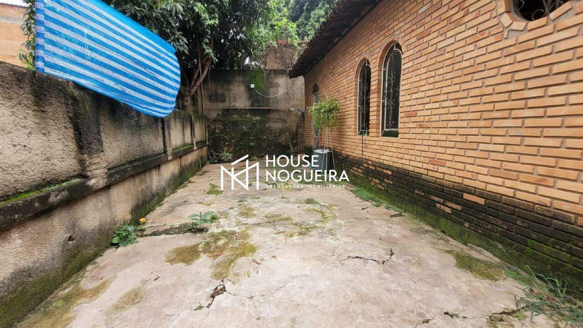 Casa, Araguaia, 3 Quartos, 2 Vagas, 2 Suítes