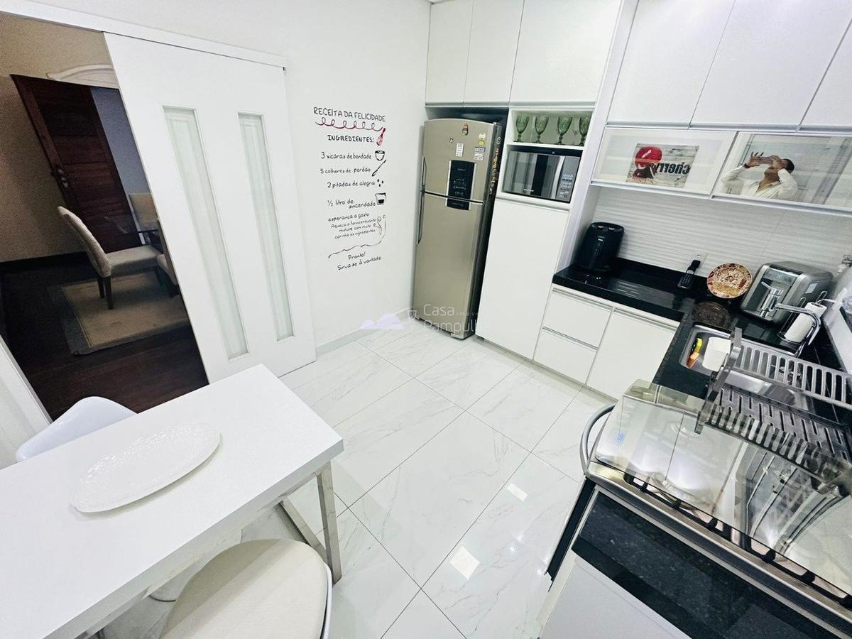 Casa, Planalto, 4 Quartos, 3 Vagas, 1 Suíte