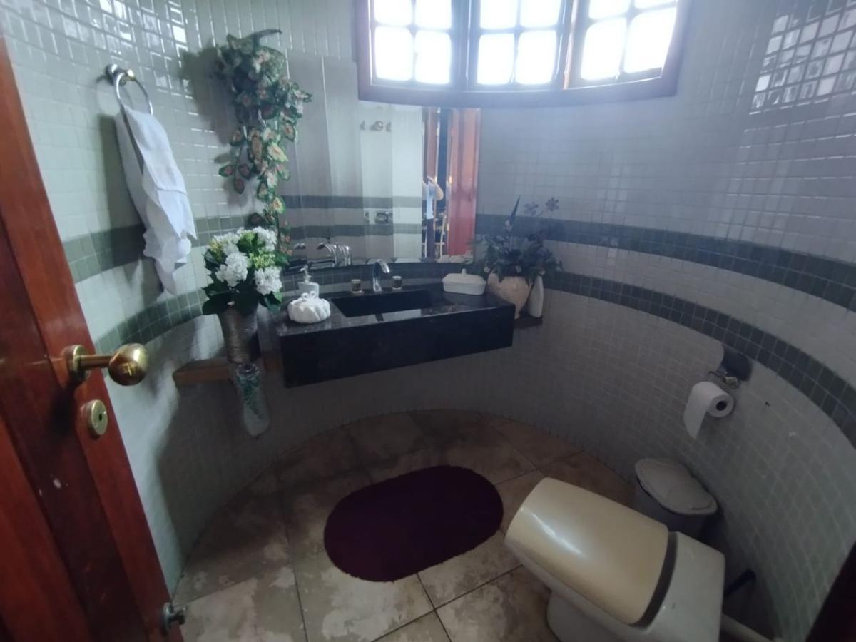 Casa, Fernão Dias, 3 Quartos, 6 Vagas, 1 Suíte