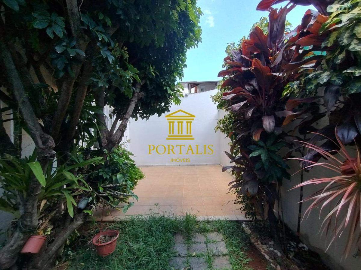 Apartamento, Sagrada Família, 3 Quartos, 2 Vagas, 1 Suíte