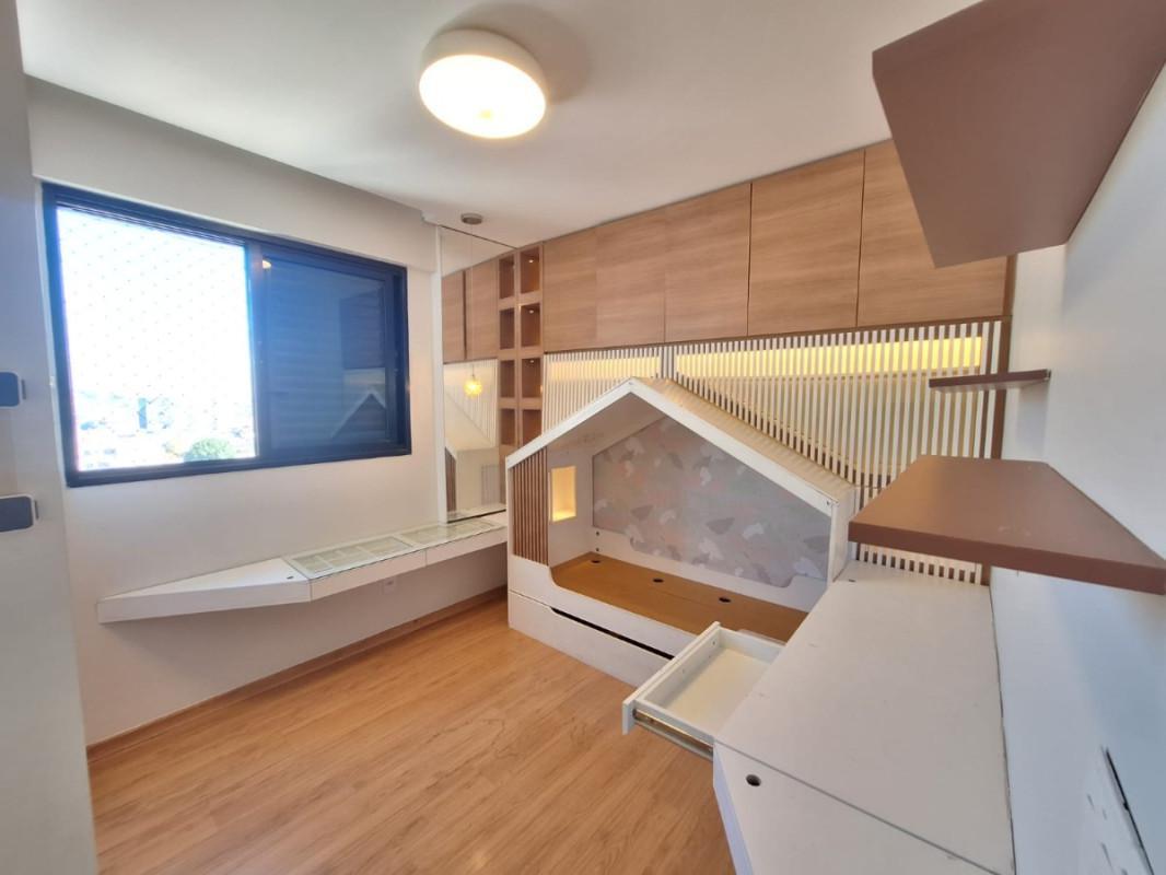 Apartamento, Sagrada Família, 3 Quartos, 2 Vagas, 1 Suíte
