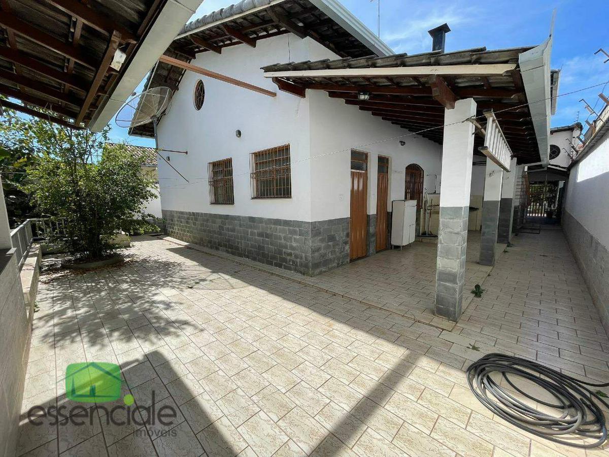 Casa, Jardim Riacho das Pedras, 4 Quartos, 4 Vagas, 1 Suíte