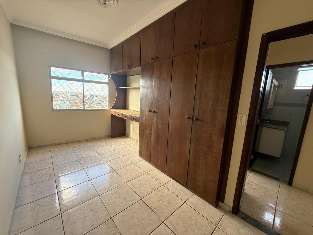 Apartamento, Santa Cruz, 2 Quartos, 1 Vaga