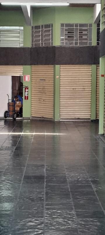 Andar, Aeroporto, 0 Quarto, 0 Vaga