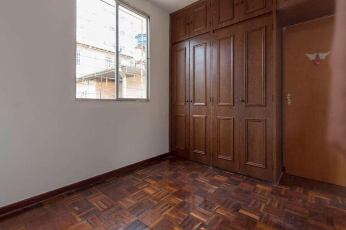 Apartamento, Sagrada Família, 3 Quartos, 1 Vaga