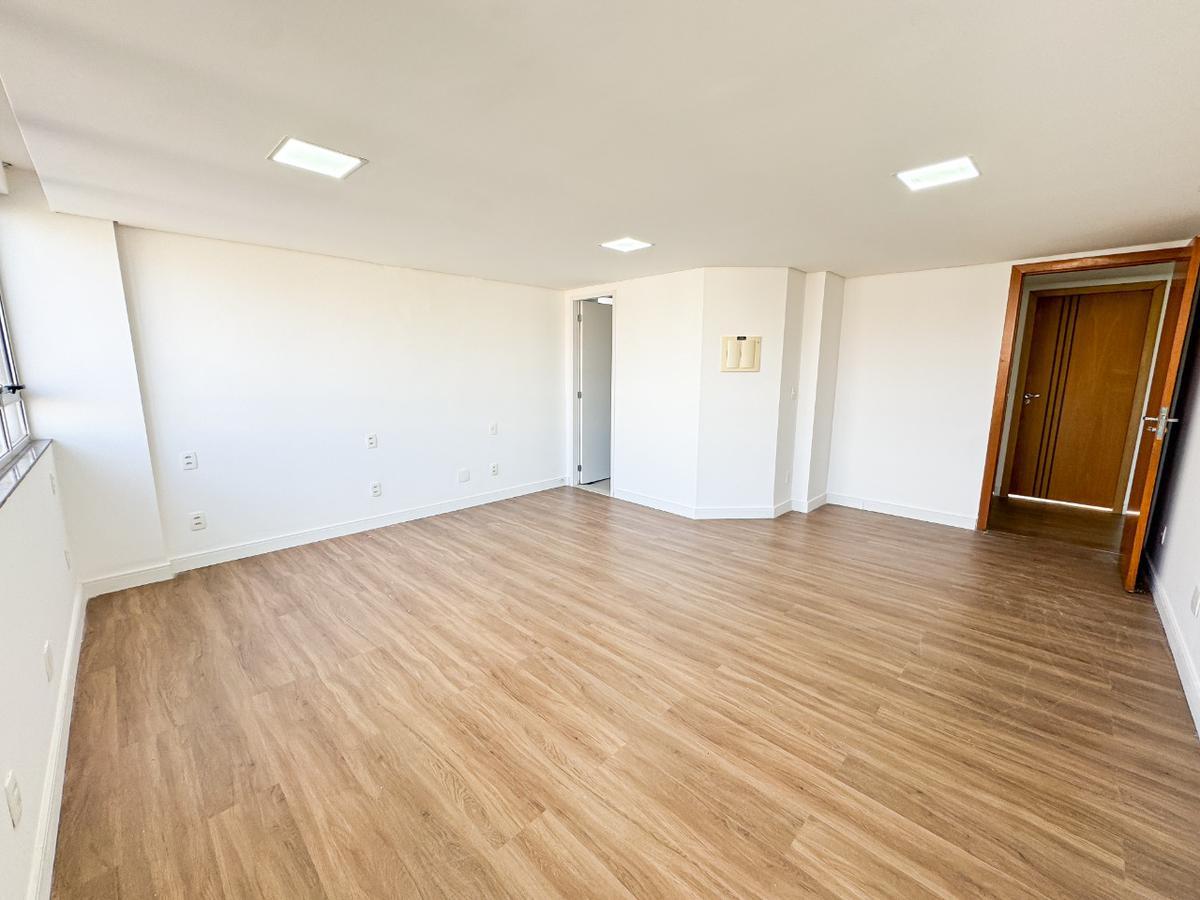 Sala, Ouro Preto, 0 Quarto, 1 Vaga