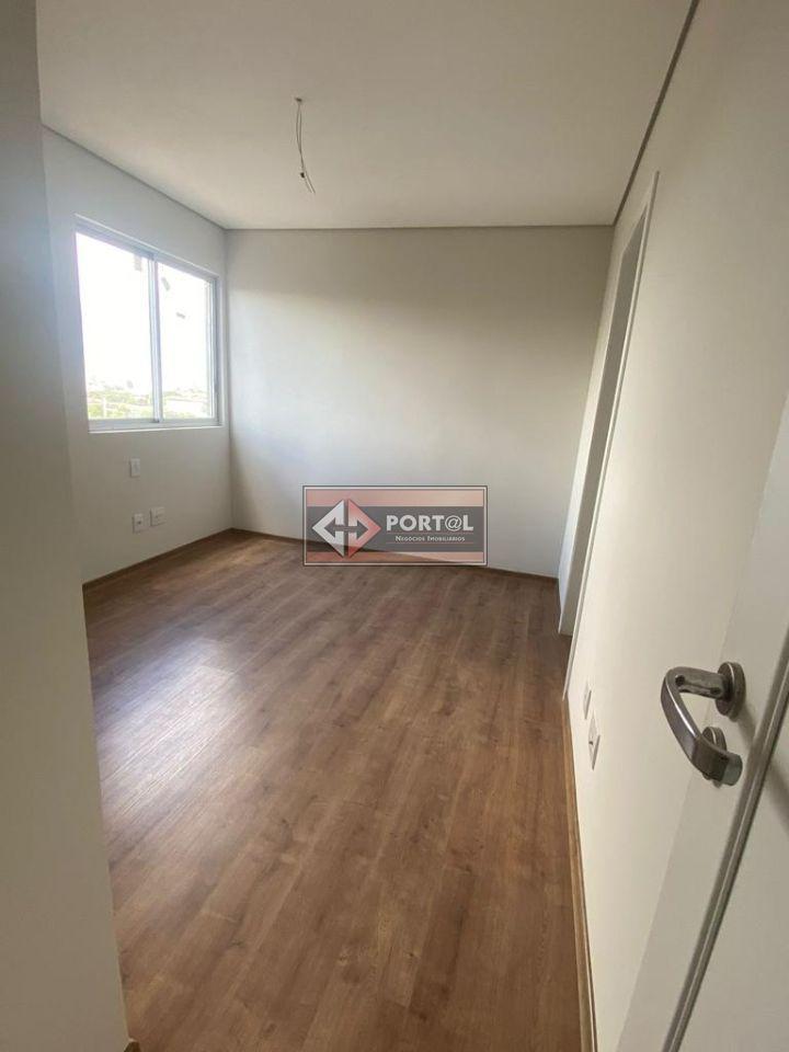Cobertura, João Pinheiro, 3 Quartos, 3 Vagas, 1 Suíte
