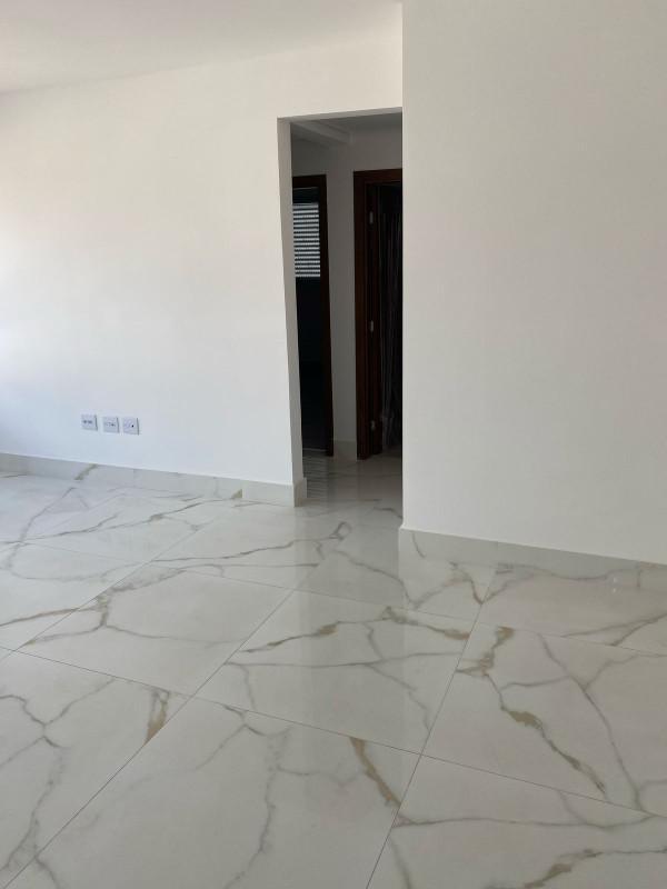 Apartamento, Barreiro, 3 Quartos, 3 Vagas, 1 Suíte