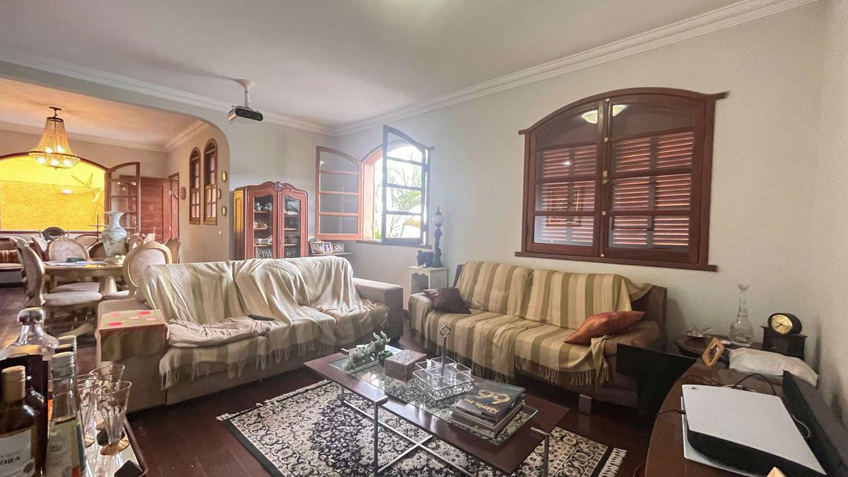 Casa, Santa Lúcia, 4 Quartos, 3 Vagas, 1 Suíte