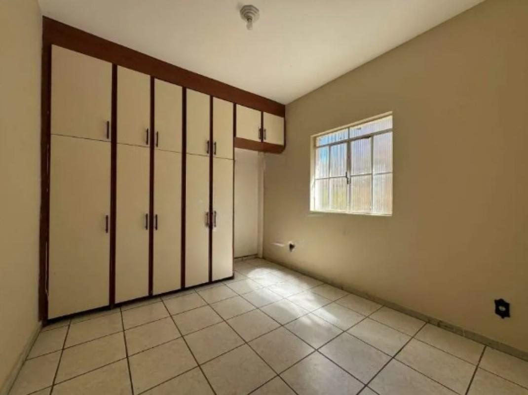 Casa, Palmeiras, 4 Quartos, 2 Vagas, 1 Suíte