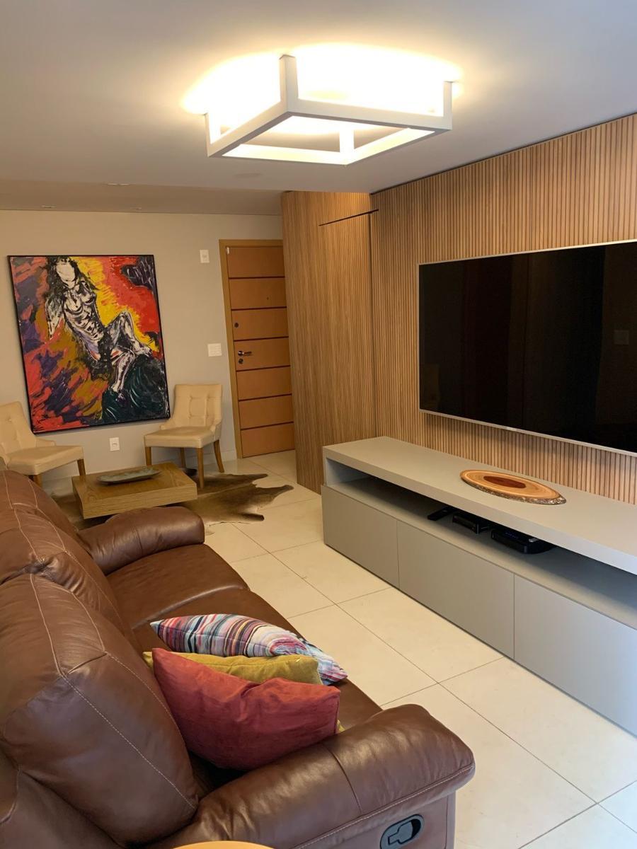 Apartamento, Sagrada Família, 2 Quartos, 2 Vagas, 2 Suítes