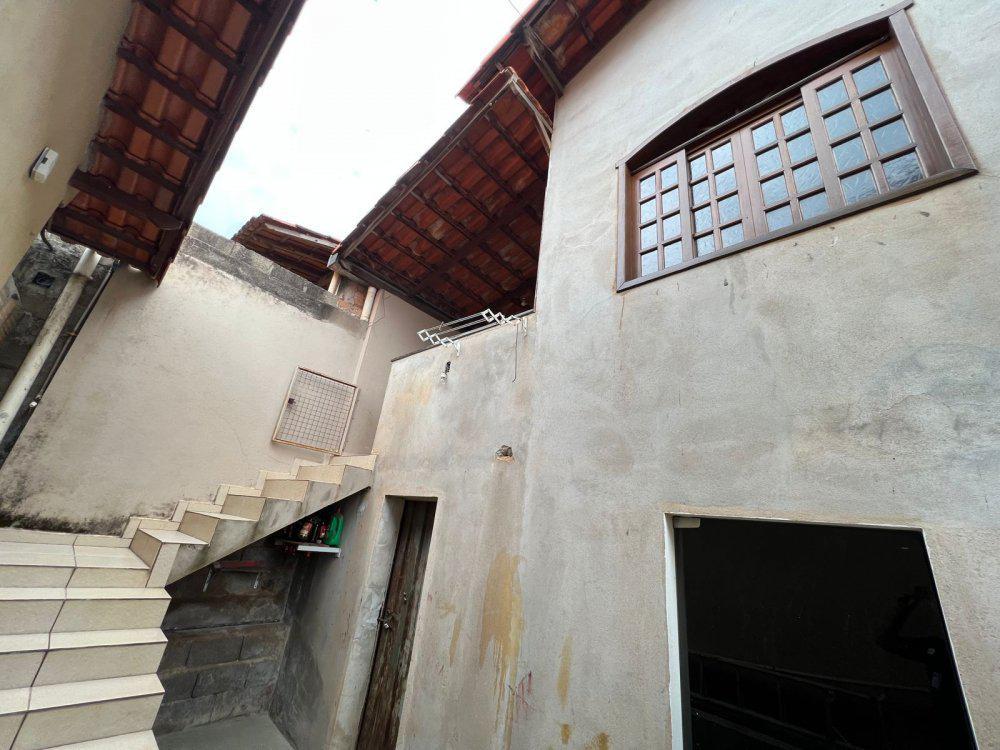Casa, Brasília, 4 Quartos, 3 Vagas, 1 Suíte