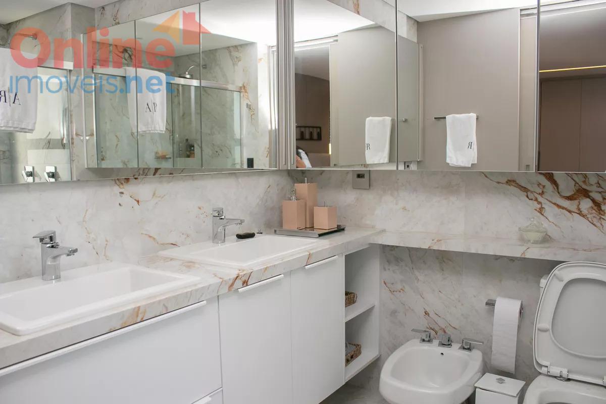 Cobertura, Savassi, 2 Quartos, 0 Vaga, 2 Suítes