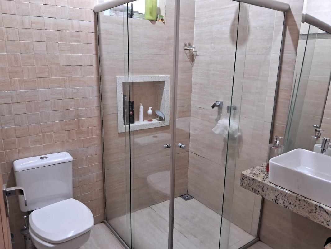 Casa, Conjunto Água Branca, 4 Quartos, 3 Vagas, 1 Suíte