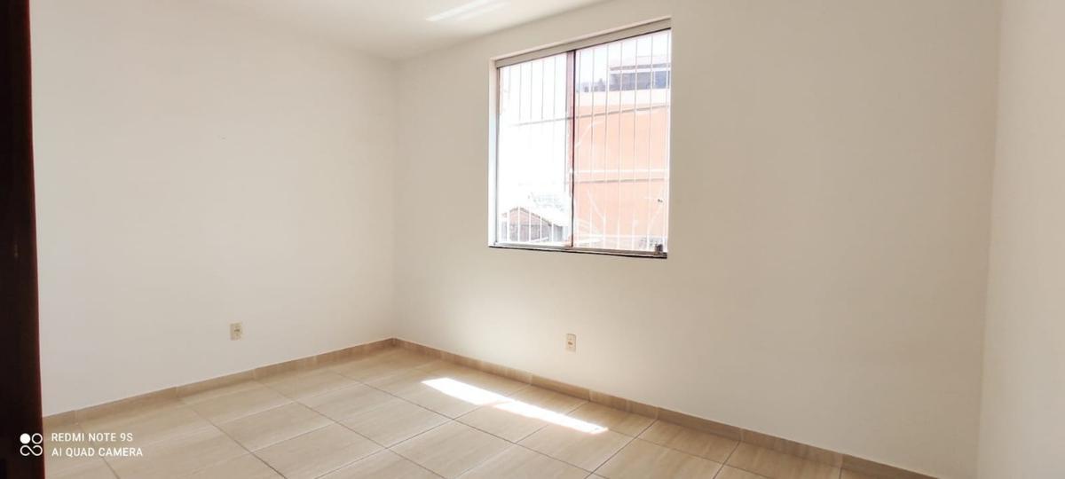 Casa, Parque Turistas, 2 Quartos, 2 Vagas, 1 Suíte