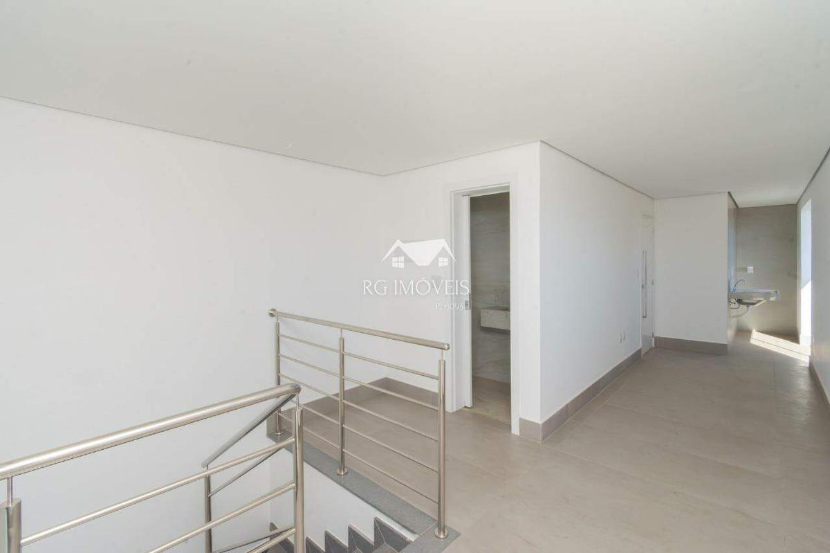 Cobertura, Barreiro, 3 Quartos, 4 Vagas, 1 Suíte