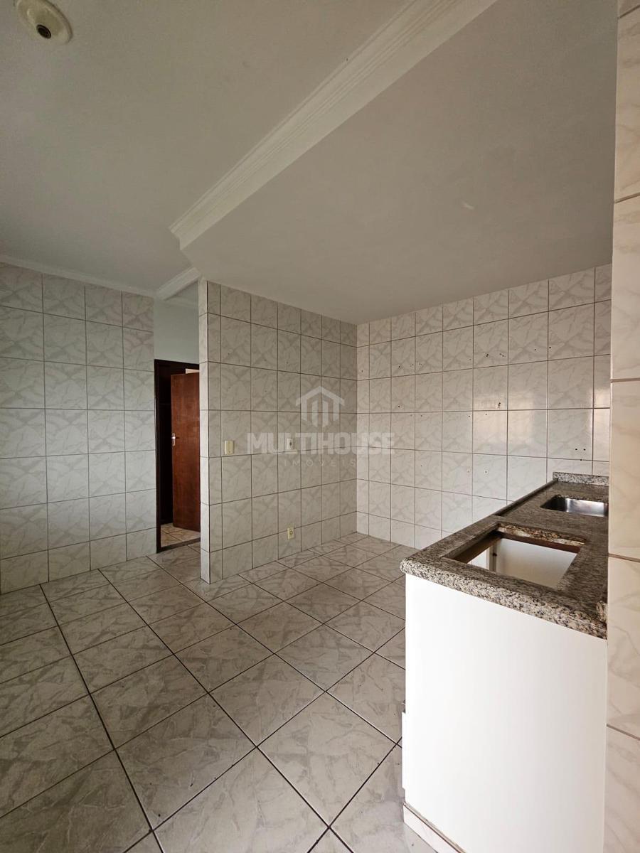 Casa, Venda Nova, 3 Quartos, 2 Vagas