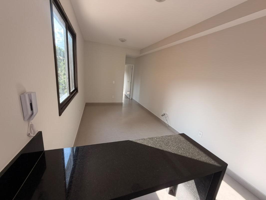 Apartamento, Floresta, 1 Quarto, 1 Vaga, 1 Suíte