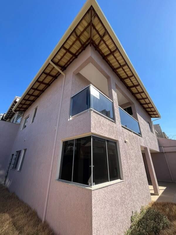 Casa, Diamante, 4 Quartos, 3 Vagas, 1 Suíte