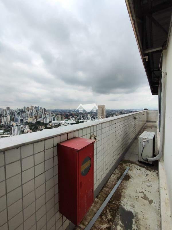 Andar, Estoril, 0 Quarto, 5 Vagas