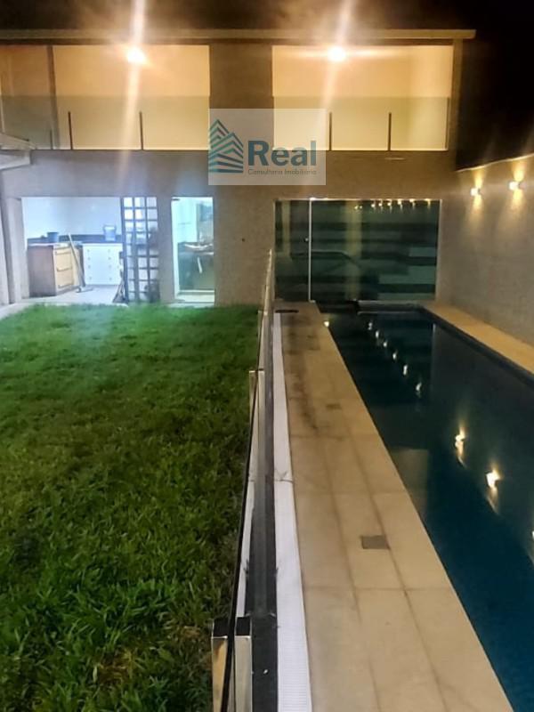 Casa, Trevo, 4 Quartos, 3 Vagas, 2 Suítes