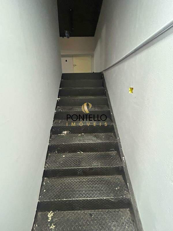 Andar, Savassi, 0 Quarto, 0 Vaga