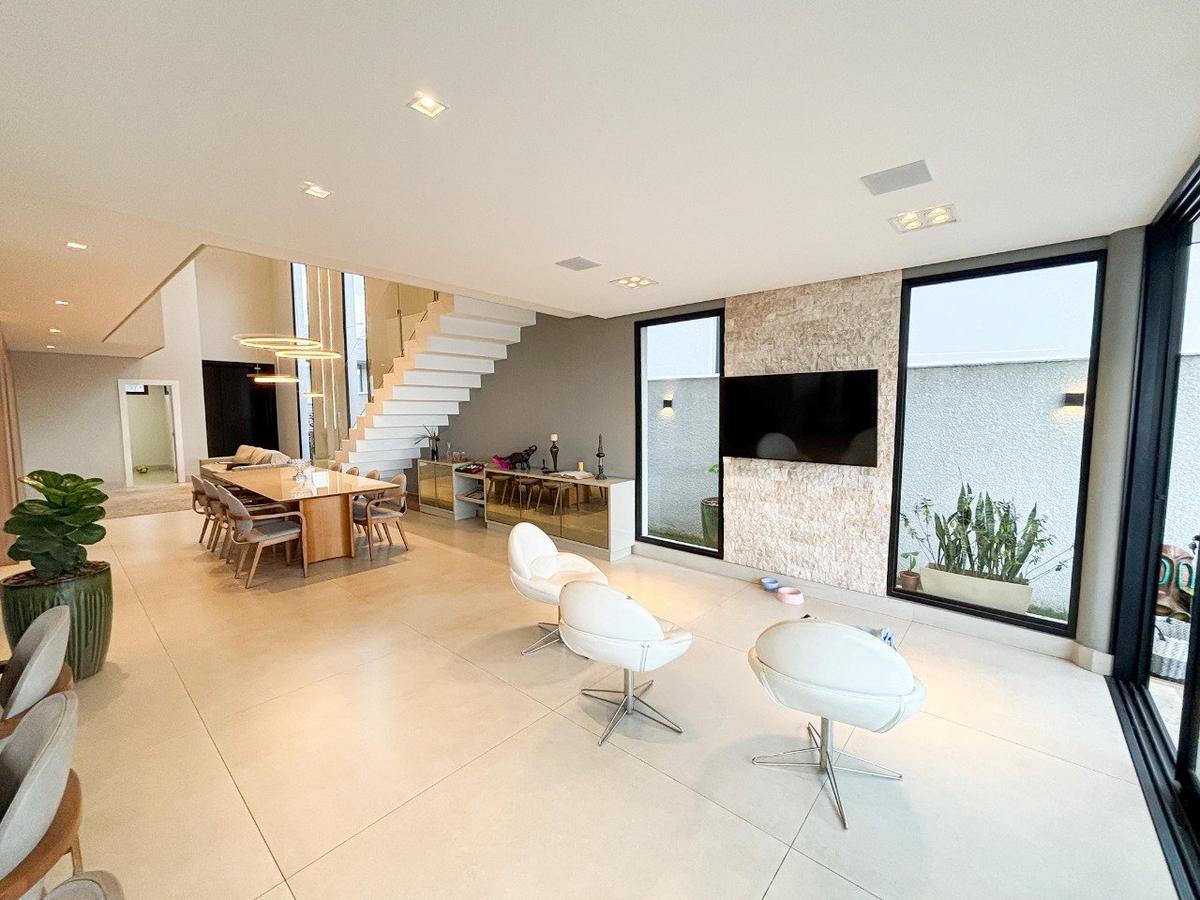 Casa, Portal do Sol, 4 Quartos, 4 Vagas, 4 Suítes