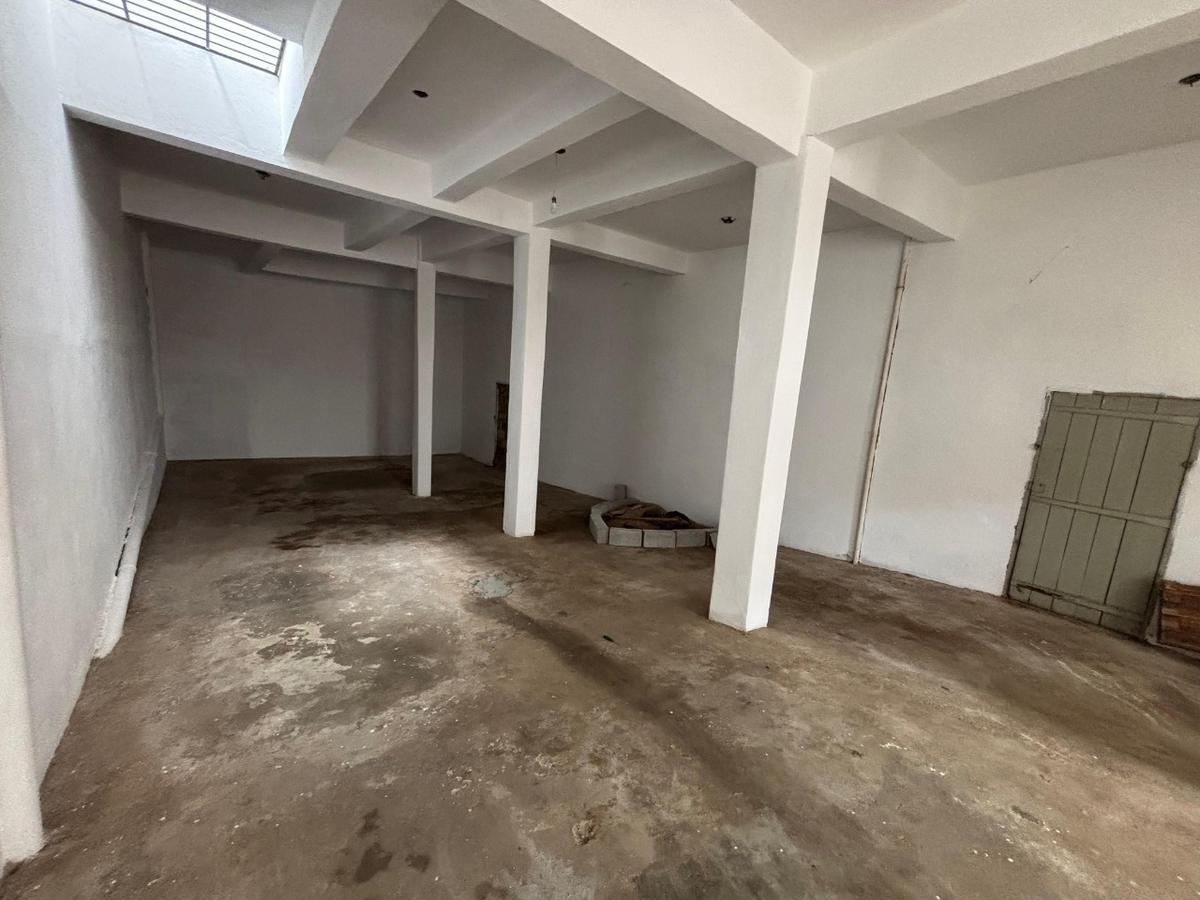 Casa, Centro, 3 Quartos, 5 Vagas, 1 Suíte