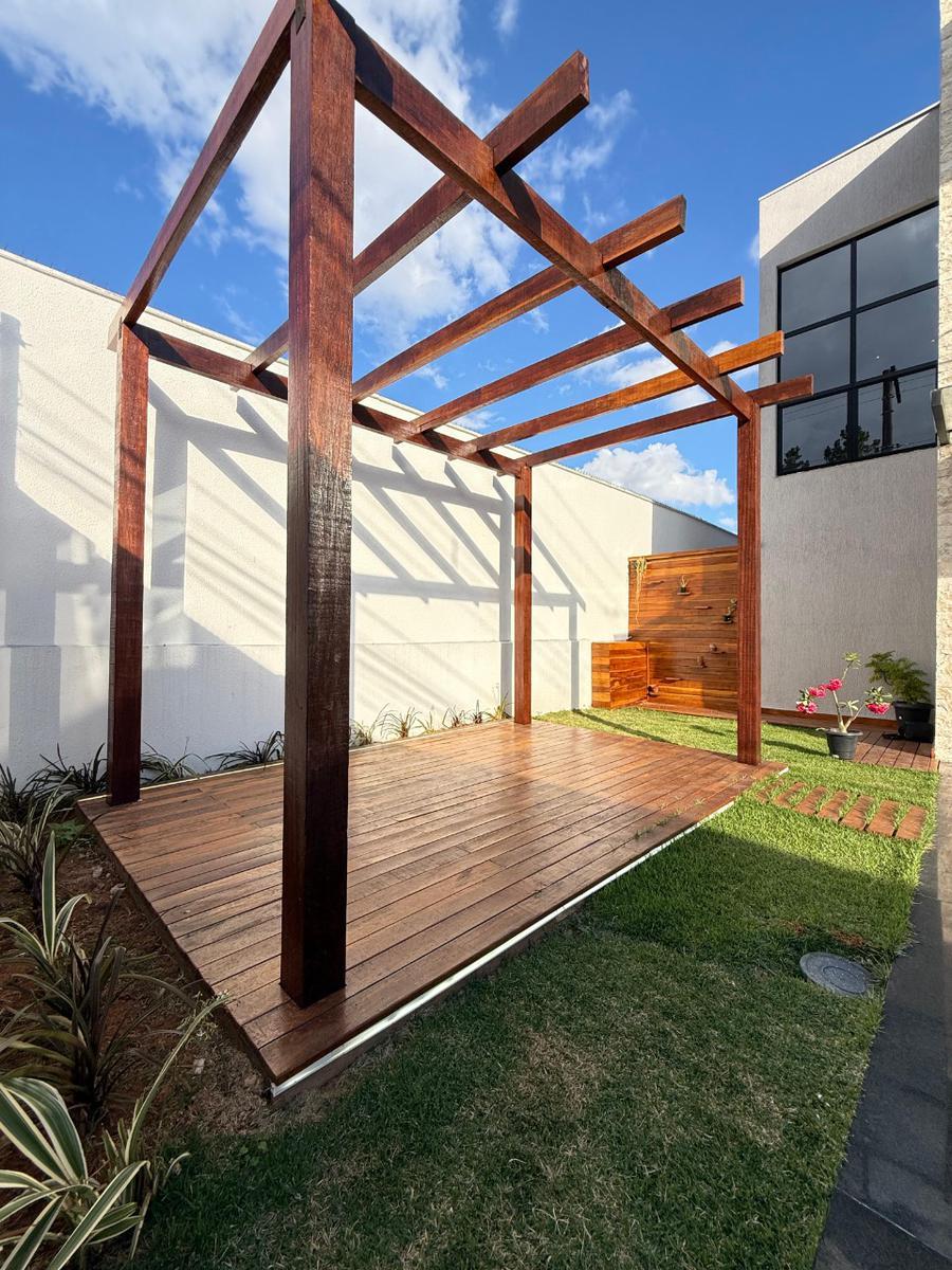 Casa, Trevo, 3 Quartos, 4 Vagas, 1 Suíte