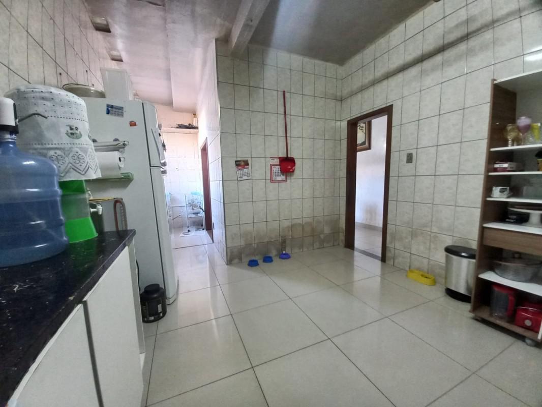 Casa, Horto, 5 Quartos, 2 Vagas