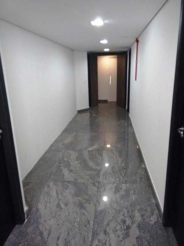 Andar, Luxemburgo, 1 Quarto, 8 Vagas
