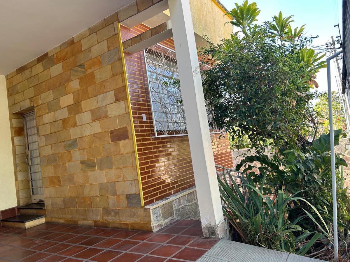 Casa, Carlos Prates, 3 Quartos, 2 Vagas