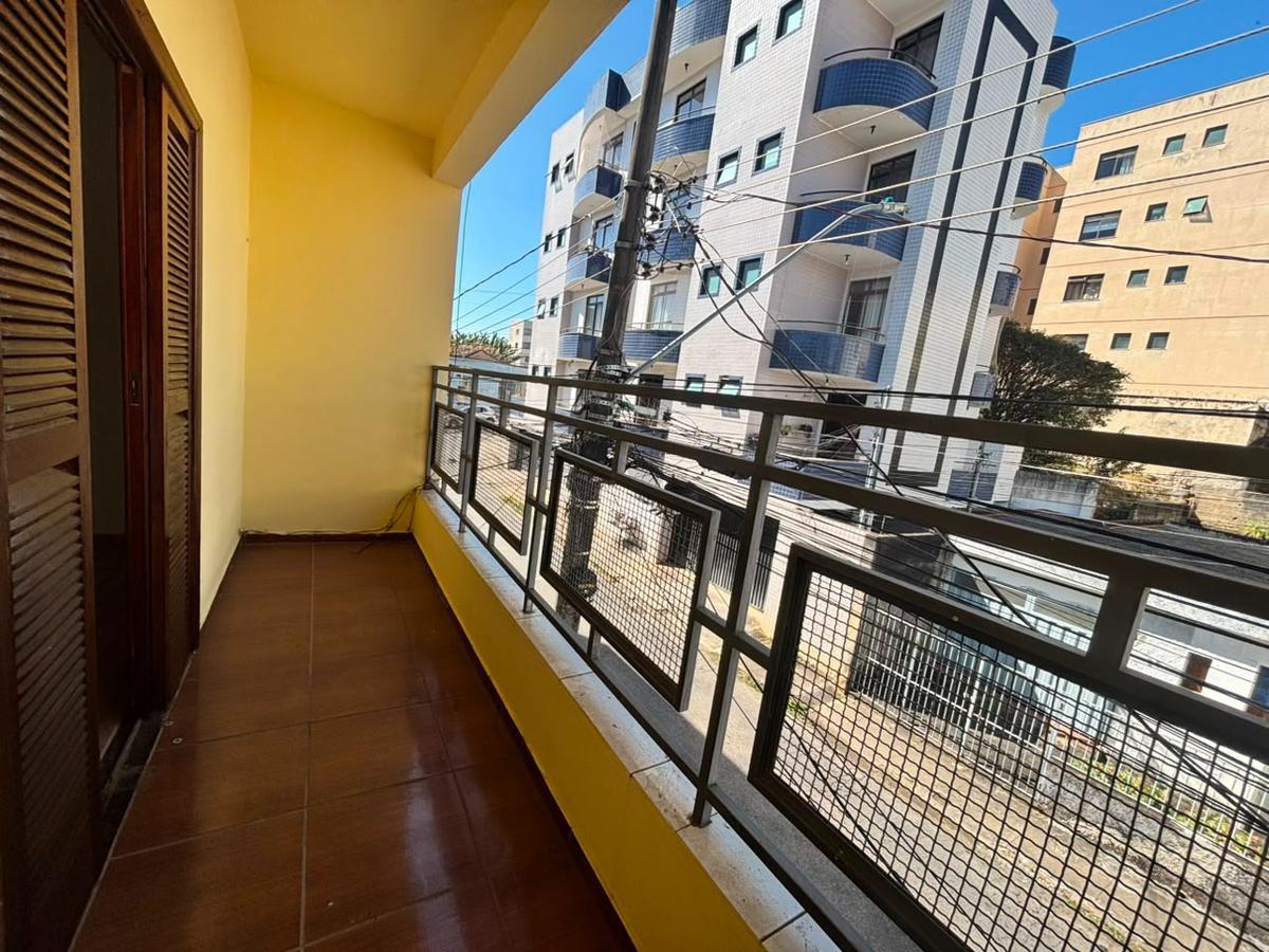 Casa, Centro, 3 Quartos, 2 Vagas, 1 Suíte