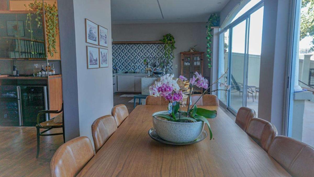 Casa, Alphaville - Lagoa dos Ingleses, 4 Quartos, 3 Vagas, 4 Suítes