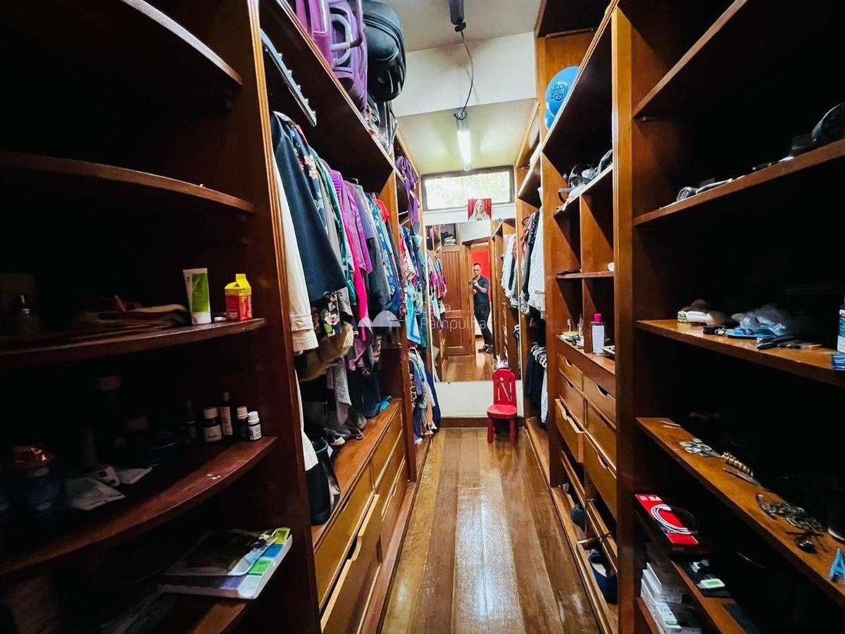 Casa, Jardim Atlântico, 4 Quartos, 8 Vagas, 3 Suítes