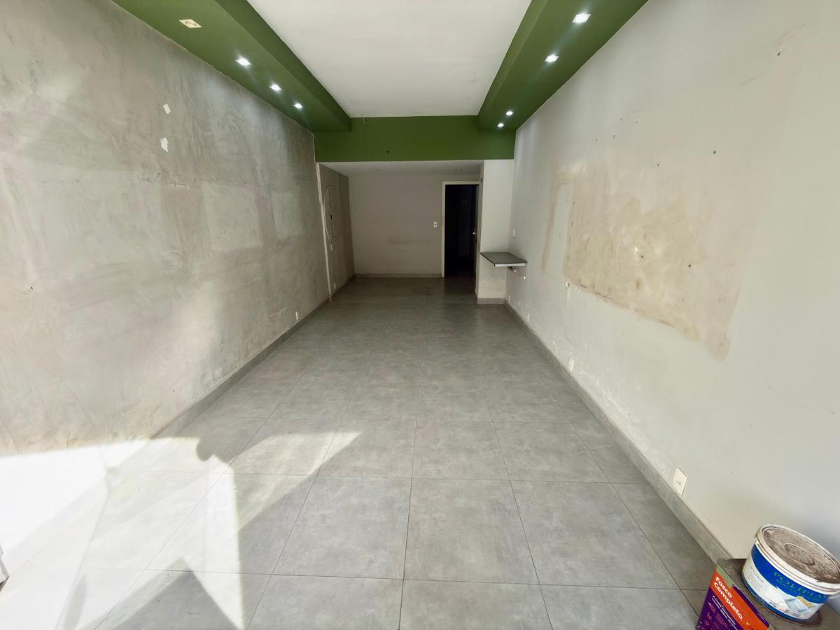 Andar, São José, 0 Quarto, 0 Vaga