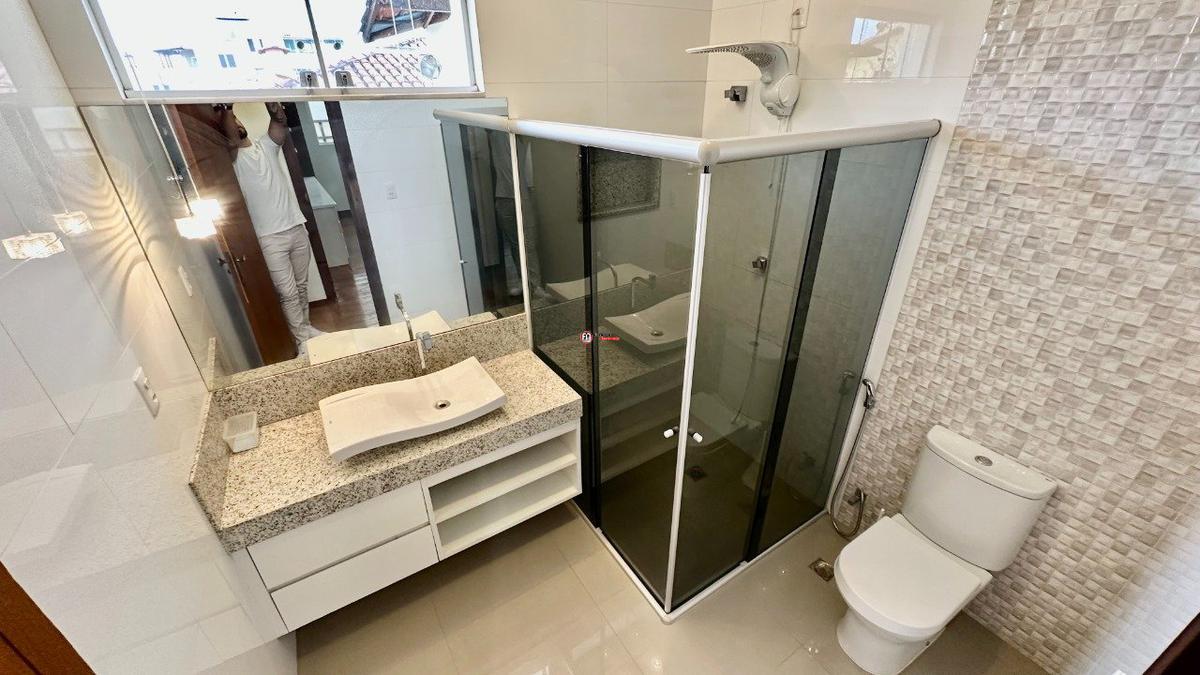 Casa, Itapoã, 3 Quartos, 4 Vagas, 1 Suíte