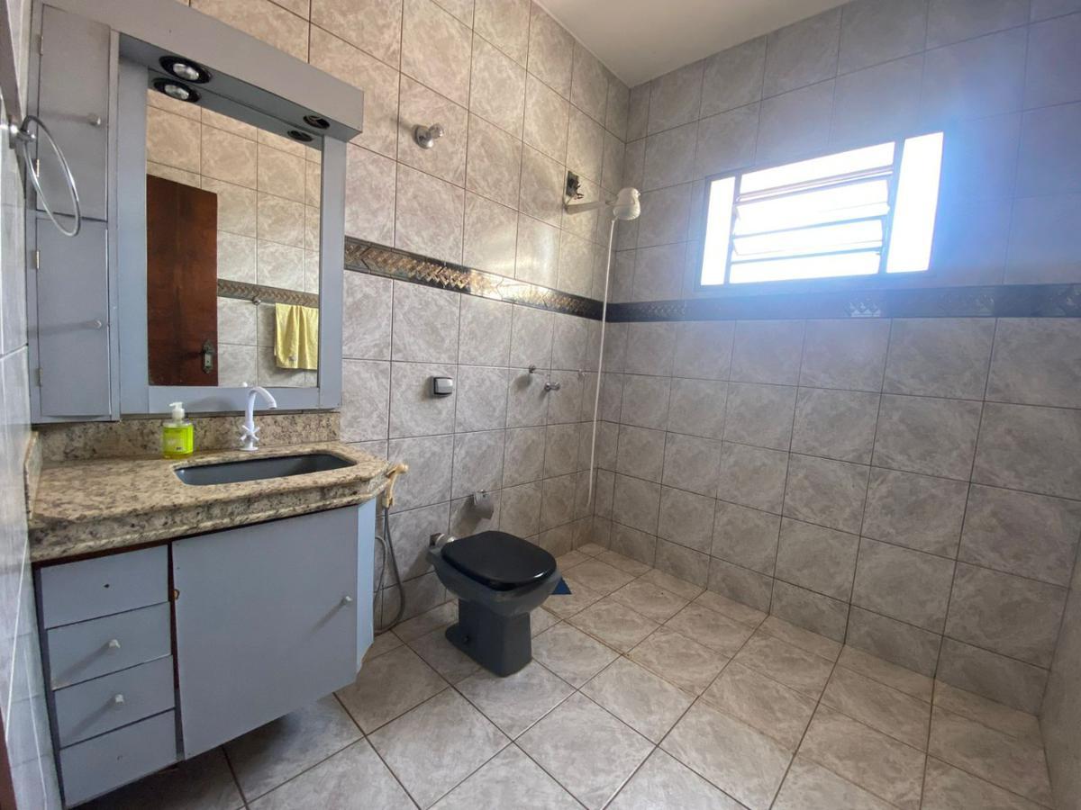 Apartamento, Centro, 5 Quartos, 0 Vaga, 1 Suíte