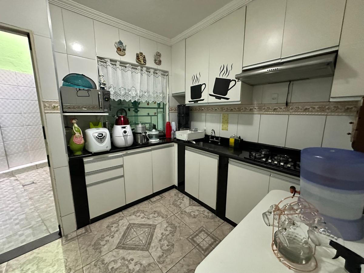 Casa, Heliópolis, 5 Quartos, 1 Vaga, 1 Suíte