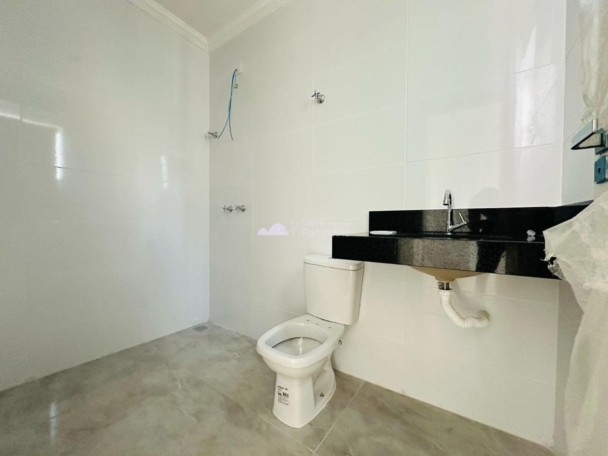 Casa, Candelária, 3 Quartos, 2 Vagas, 1 Suíte