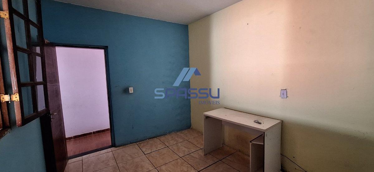 Casa, Jardim Vitória, 3 Quartos, 2 Vagas