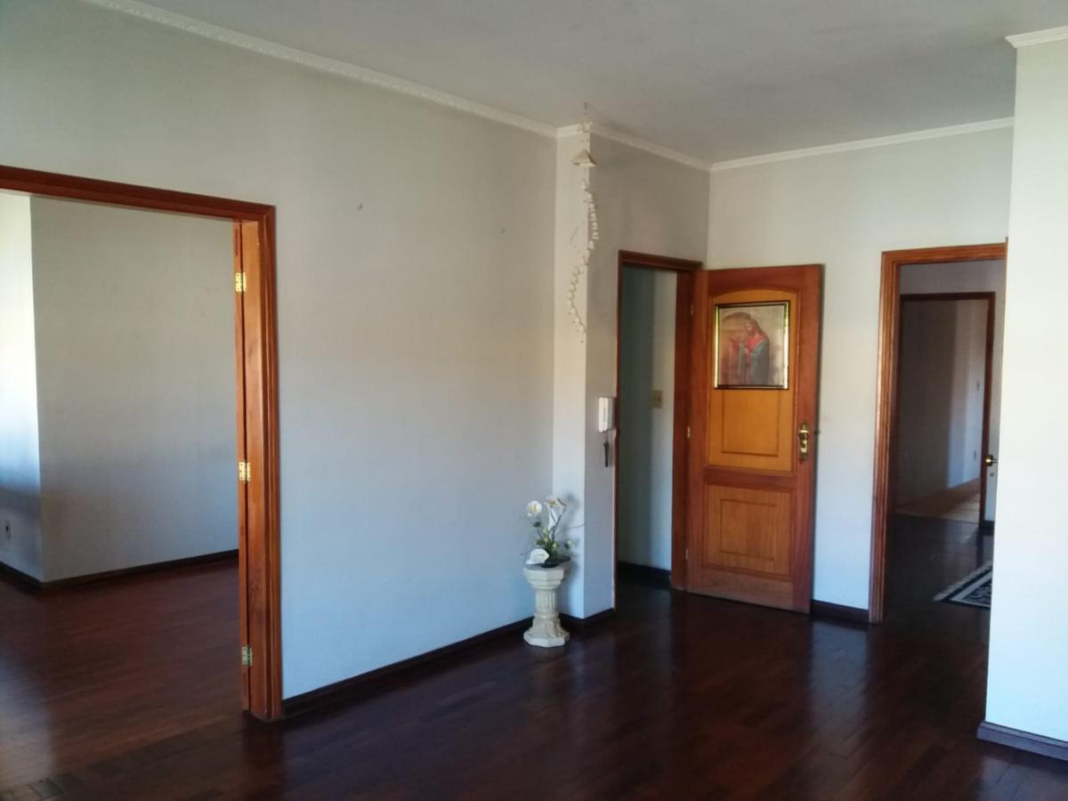 Casa, Centro, 3 Quartos, 1 Vaga, 1 Suíte