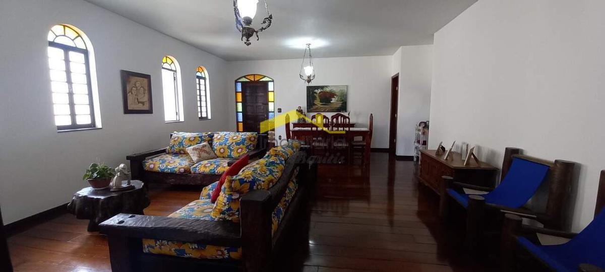 Casa, Havaí, 6 Quartos, 3 Vagas, 1 Suíte