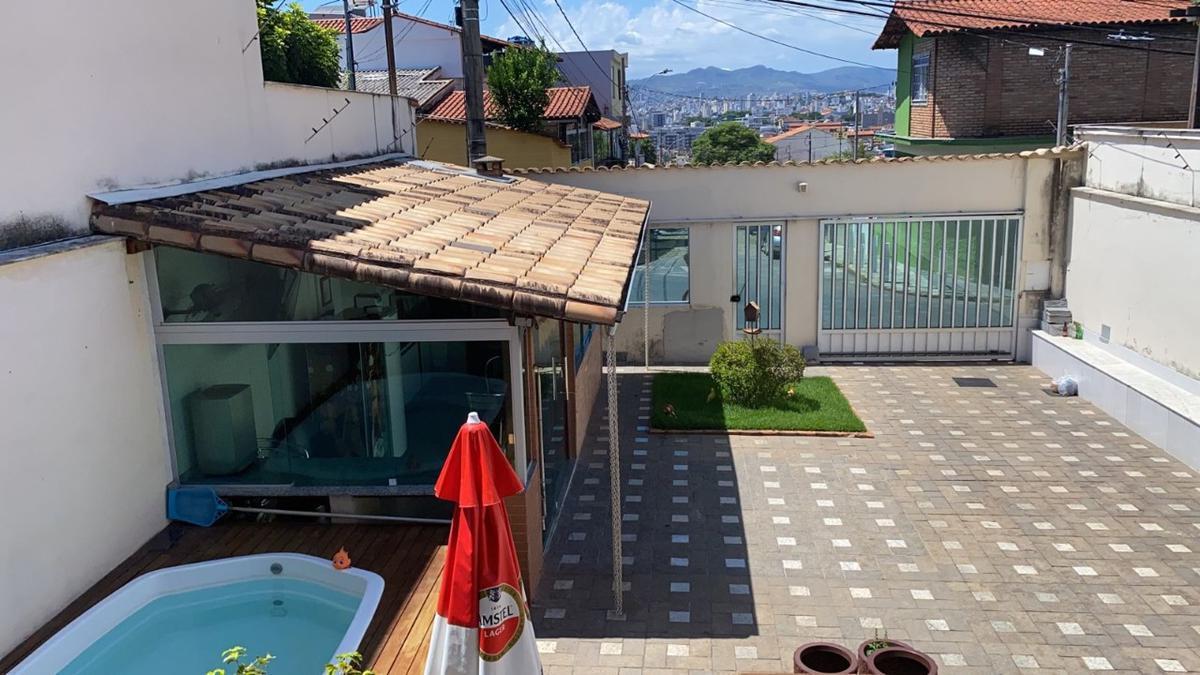 Casa, Caiçaras, 3 Quartos, 6 Vagas, 1 Suíte