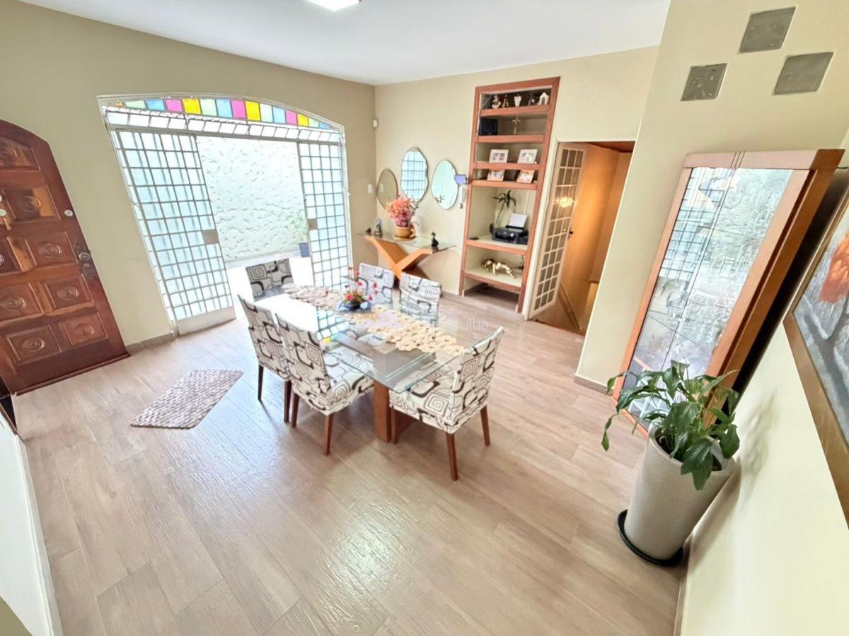 Casa, São João Batista (venda Nova), 7 Quartos, 3 Vagas, 4 Suítes